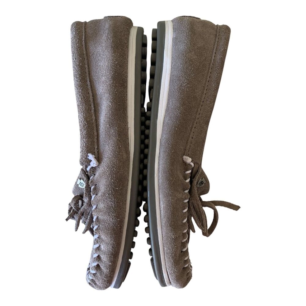 Minnetonka Moccasins Size 9.5 Gray Suede Hard Sole Fringe Slip On Casual Shoes - Picture 8 of 16